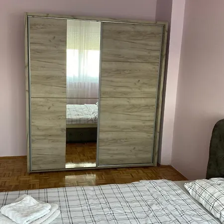 Апартаменты Niki *